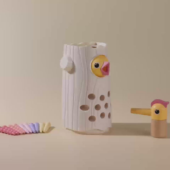 Little Woodpecker Soft Pink — magnetic feeding and matching demonstration