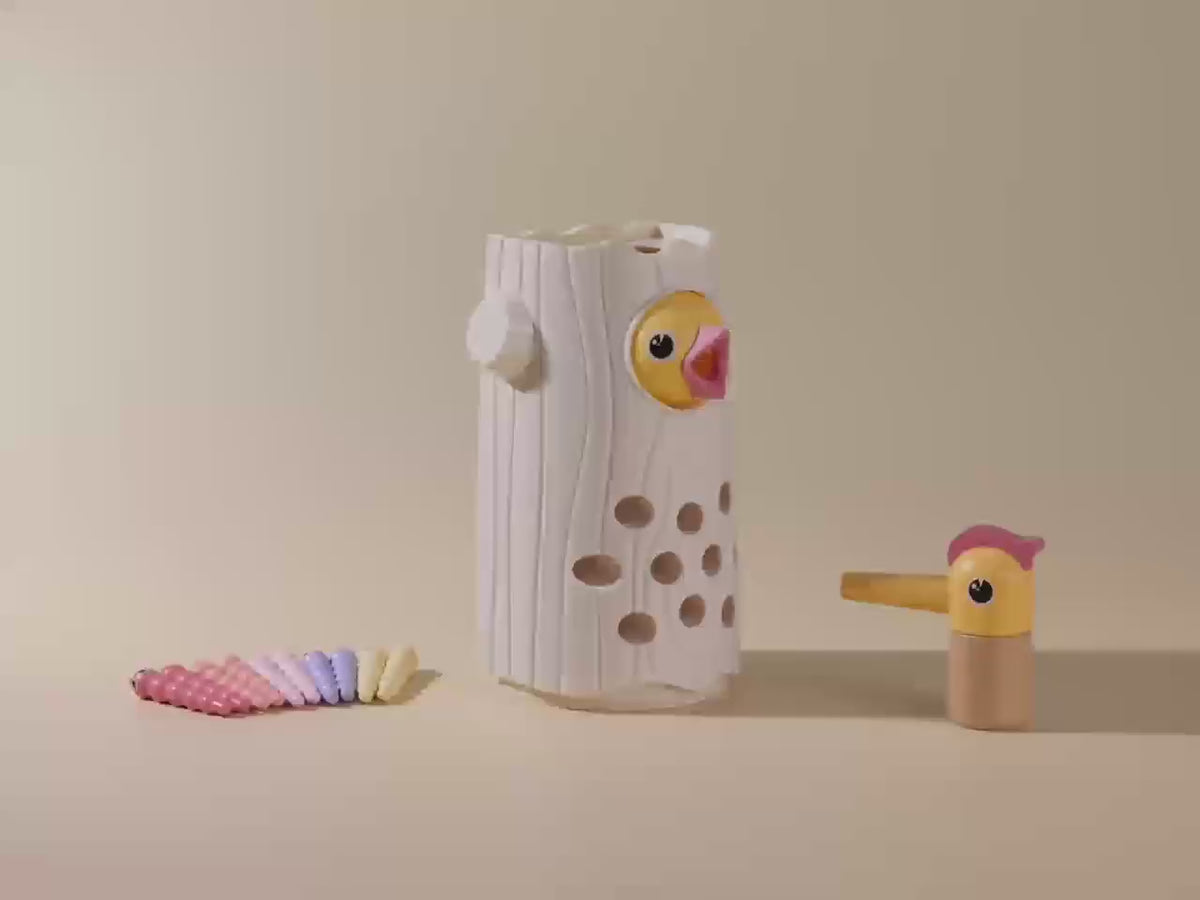 Little Woodpecker Soft Pink — magnetic feeding and matching demonstration